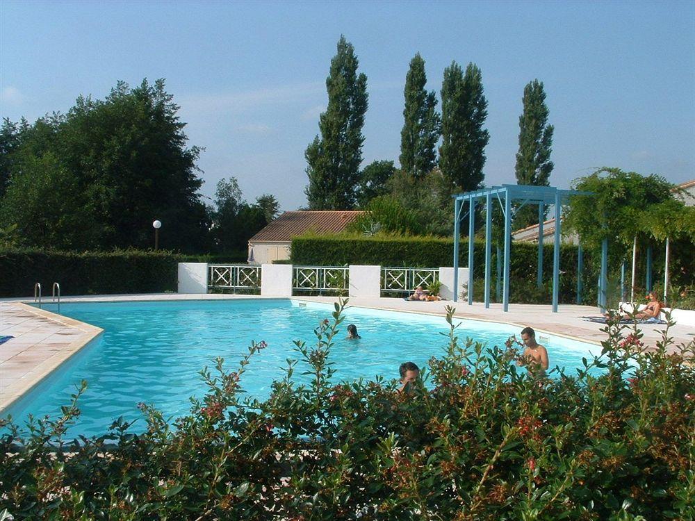Hotel Lagrange Classic Le Clos Des Chenes Les Mathes Exterior foto