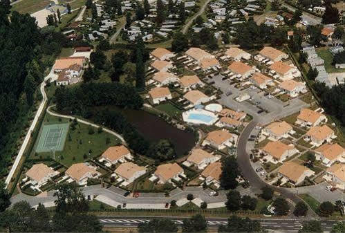 Hotel Lagrange Classic Le Clos Des Chenes Les Mathes Exterior foto